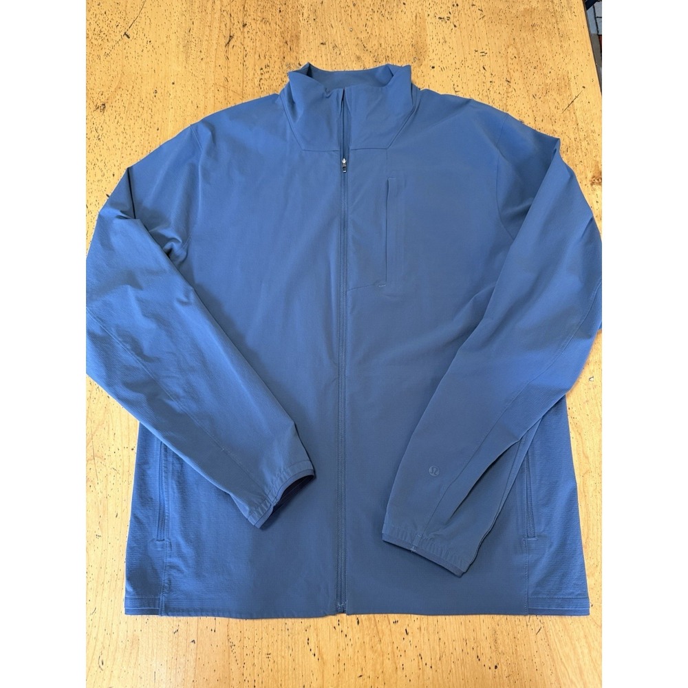 Lululemon Expeditionist Jacket Mens Large Iron Blue Excellent Condition